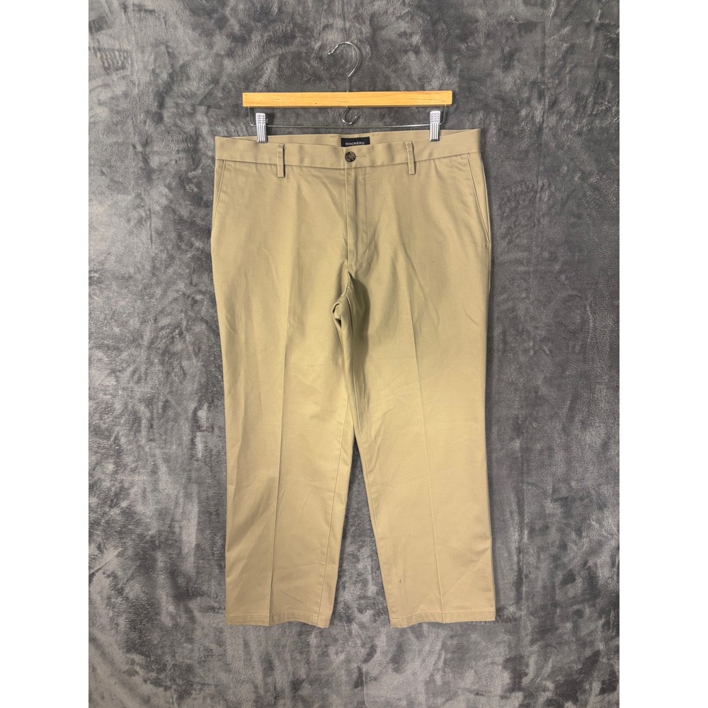 Dockers Mens Khaki Chino Pants Tan Straight Leg Flat Front Trousers 37x27.5